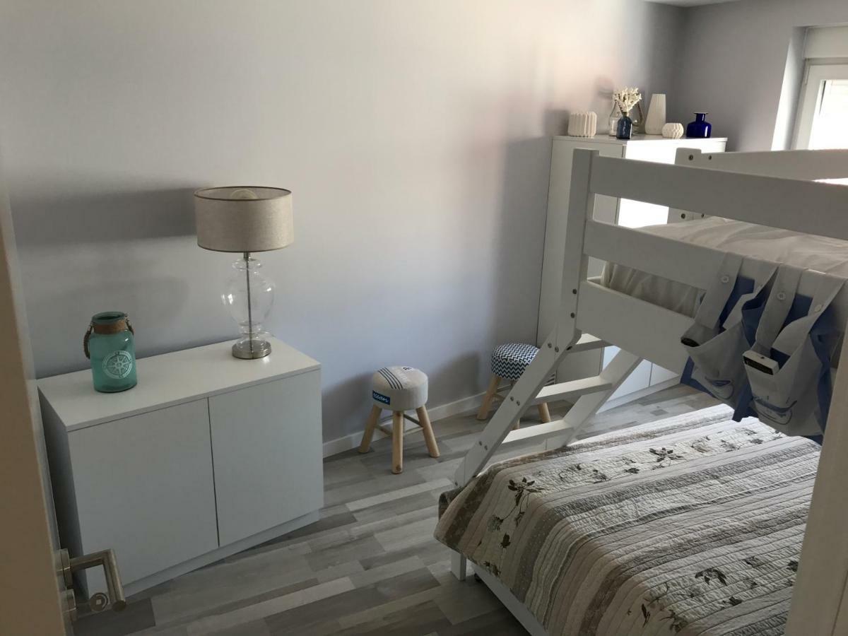 Blue Bay Beach Apartment سيسيمبرا المظهر الخارجي الصورة